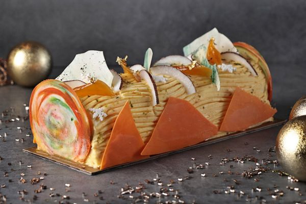 mango-mousse-yule-log-cake