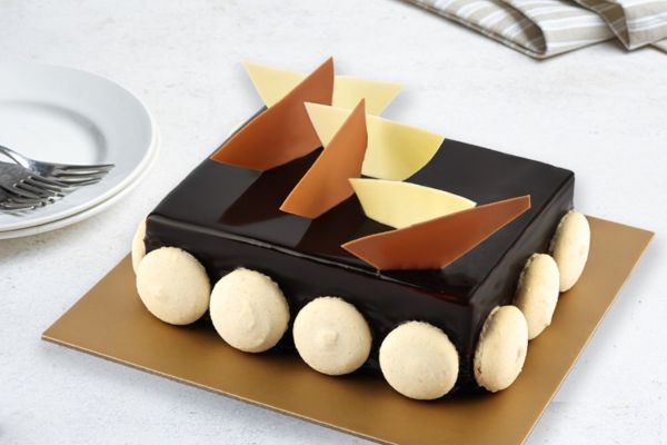 Trois Chocolate Cake